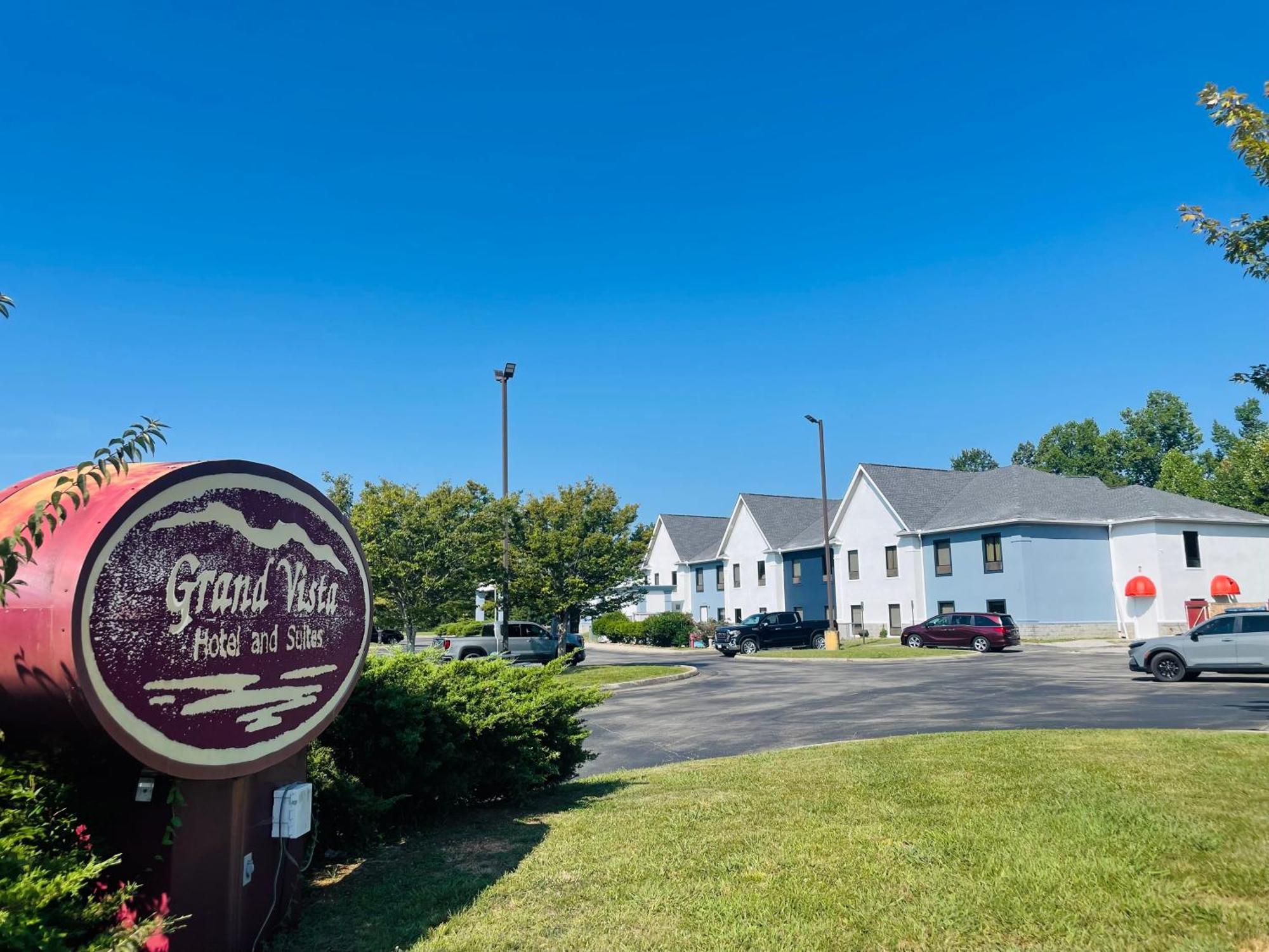Grand Vista & Motel